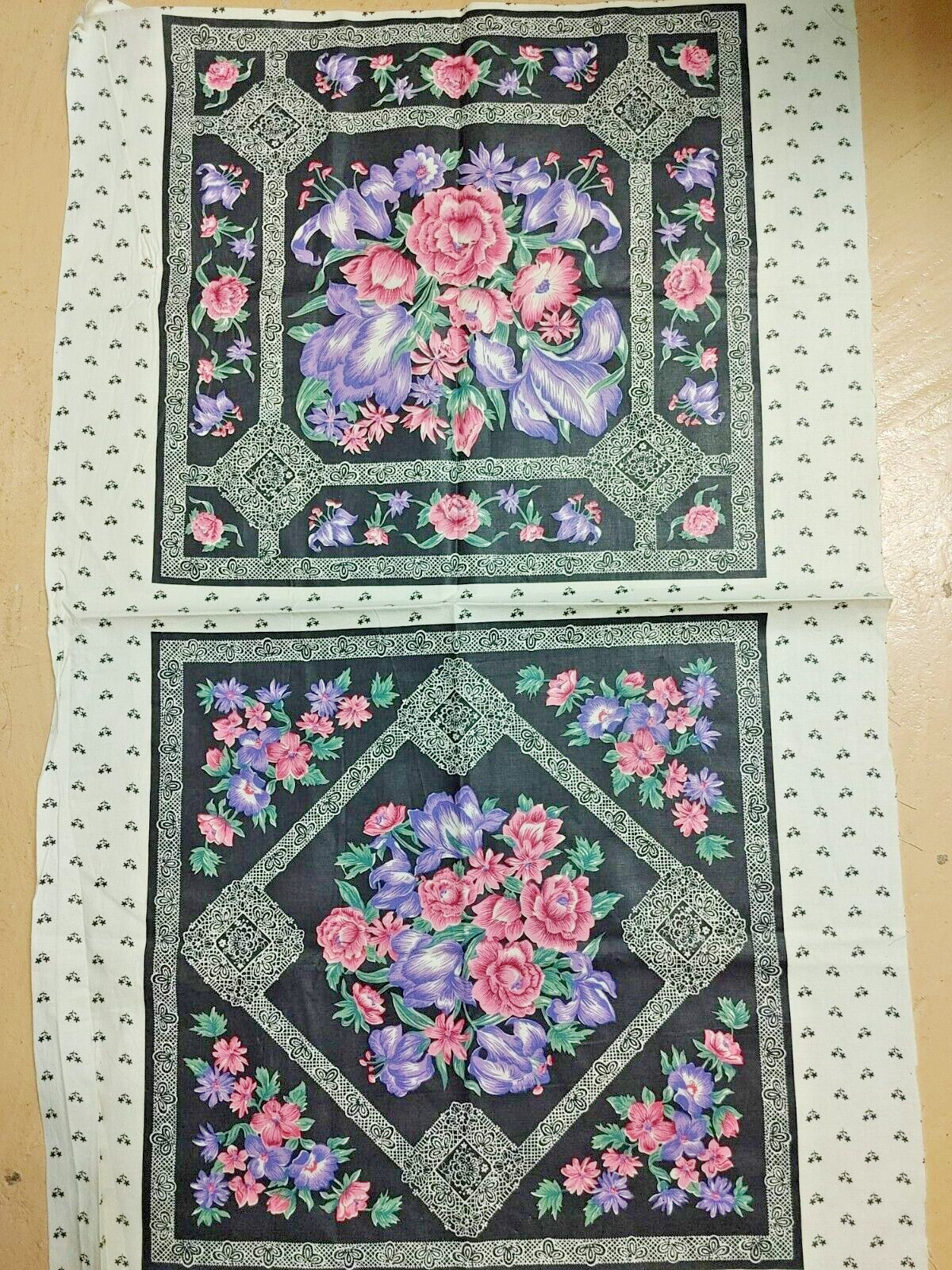 Vintage Pink & Purple Flower Quilt - Blocks Panel/Cranston