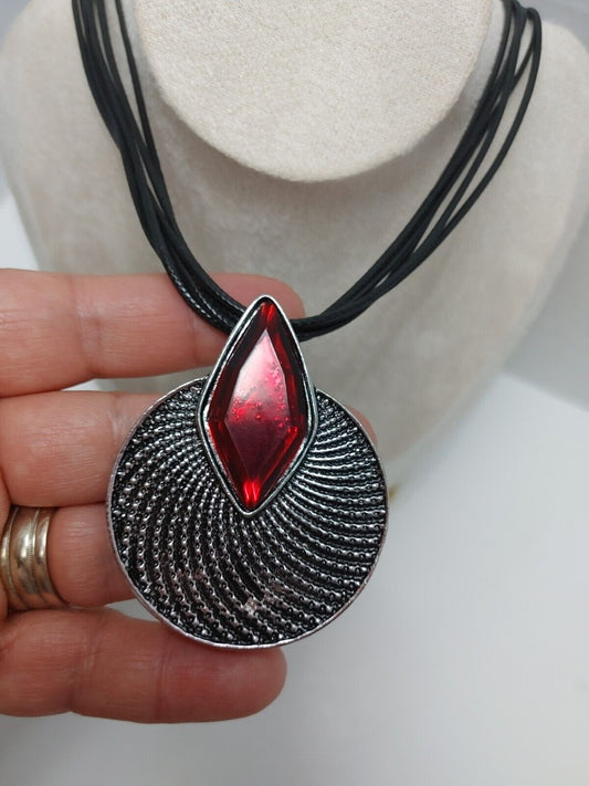 Designer Inspired Silver Tone Metal Red GEMSTONE PENDANT LEATHER NECKLACE