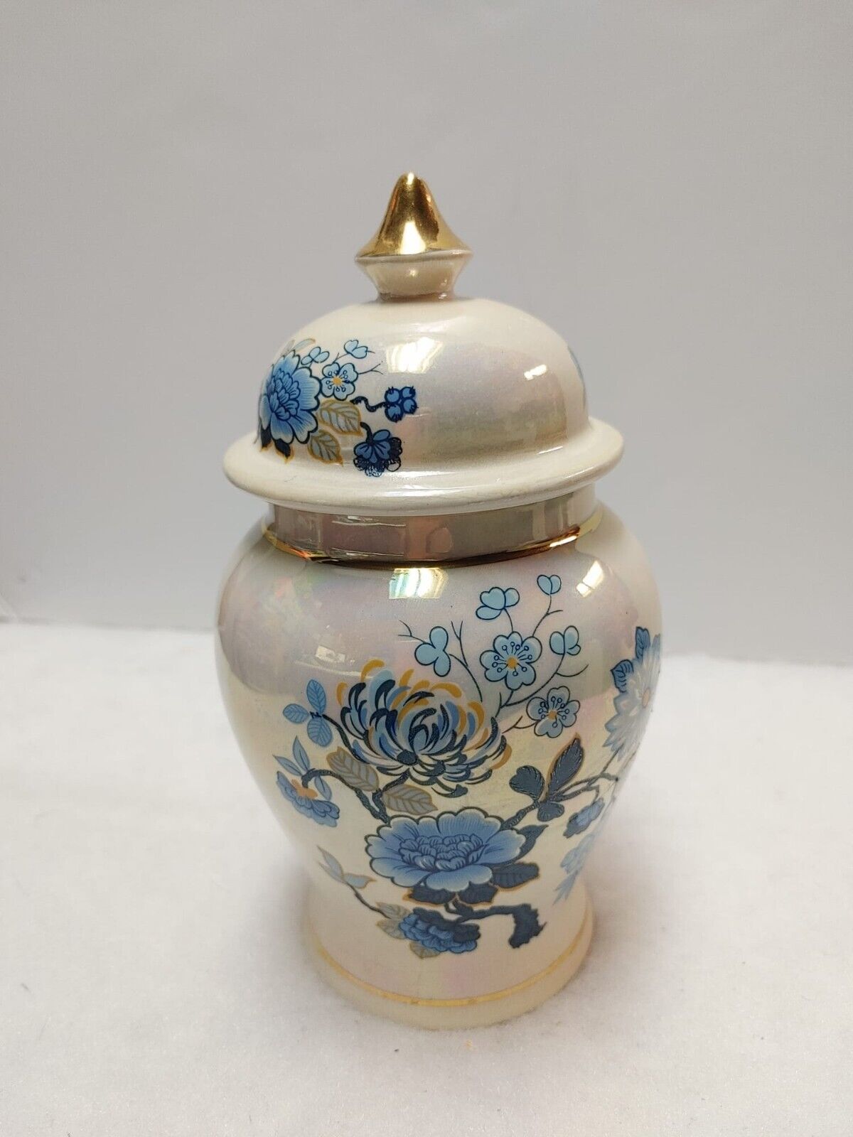 Sadler England Ginger Jar Luster Ware Urn Blue Floral Design Gold Trim Vintage