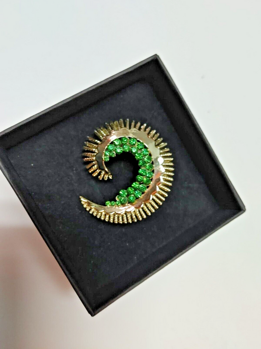 Vintage Brooch Emerald Green Rhinestone Glass Gold Tone Aztec 2"