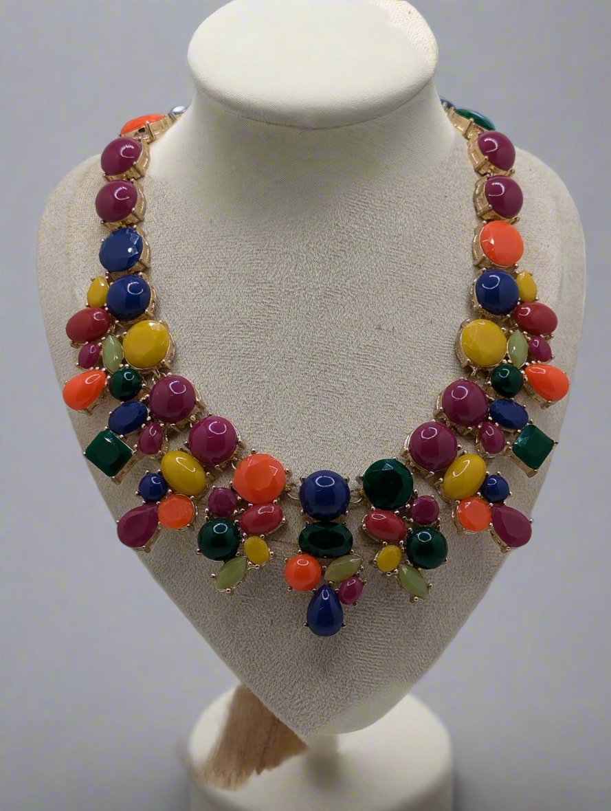 Talbots Bib necklace Multicolor Gold Tone & Cabochon Statement 21"