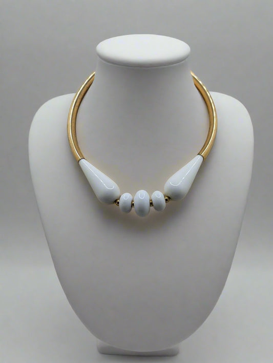 Vintage Celebrity NY White Gold Tone Necklace Acrylic Gold Tone Beads