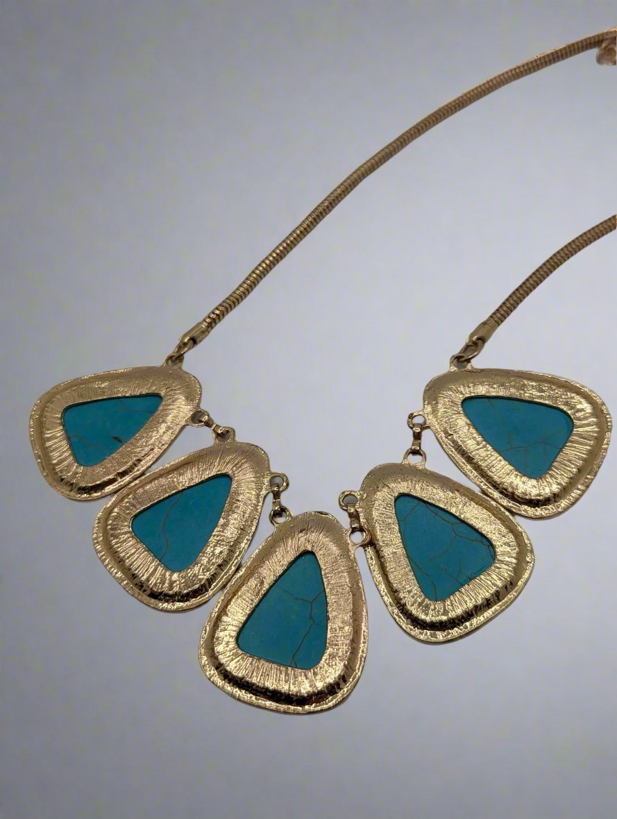 Vintage Alloy Synthetic Turquoise Necklace Gold Tone