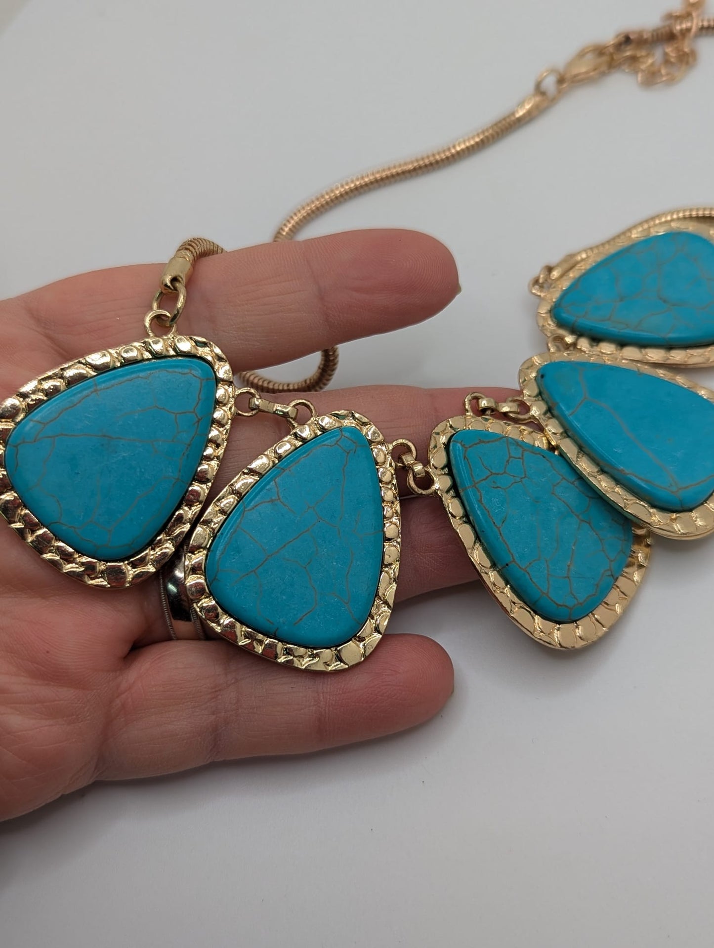 Vintage Alloy Synthetic Turquoise Necklace Gold Tone